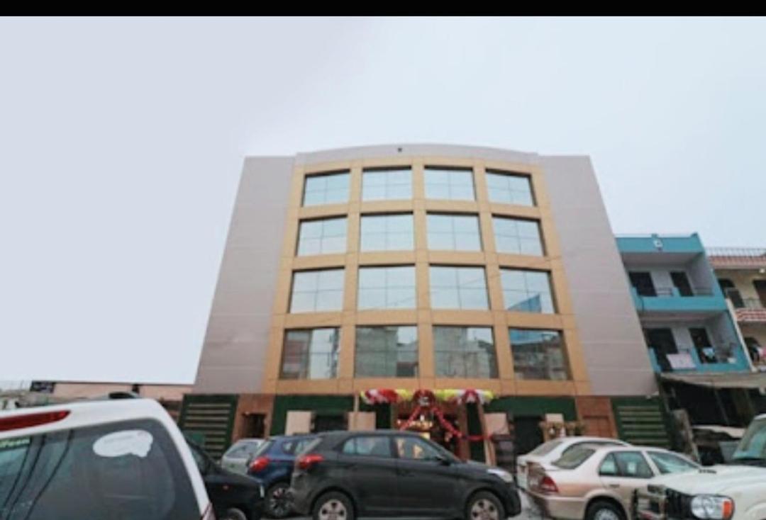 Hotel Sanjay Galaxy,Kanpur Extérieur photo